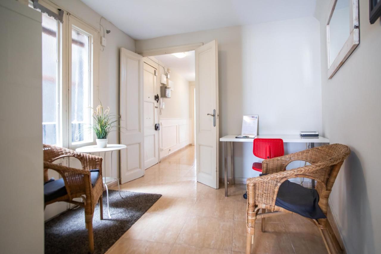 42Man1018 Centrally Located Flat In Sant Antoni Barcellona Esterno foto